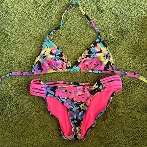 Flower pattern bikini, size S
